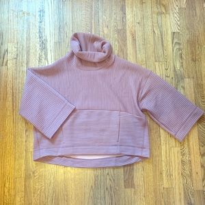 Lucy  crop sweater
